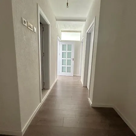 Apartment Skenderbeu Square *